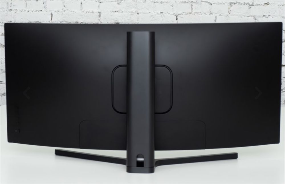 Xiaomi Mi 34” 21:9 144Hz 3440x1440 Монитор