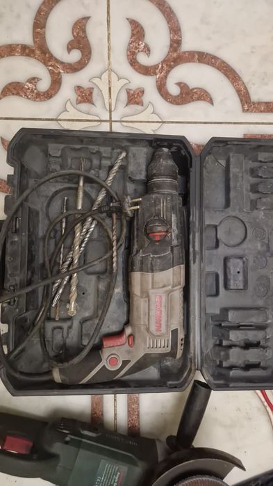 Болгарка и перфоратор