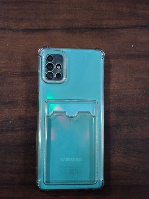 Продам samsung a51 4/64