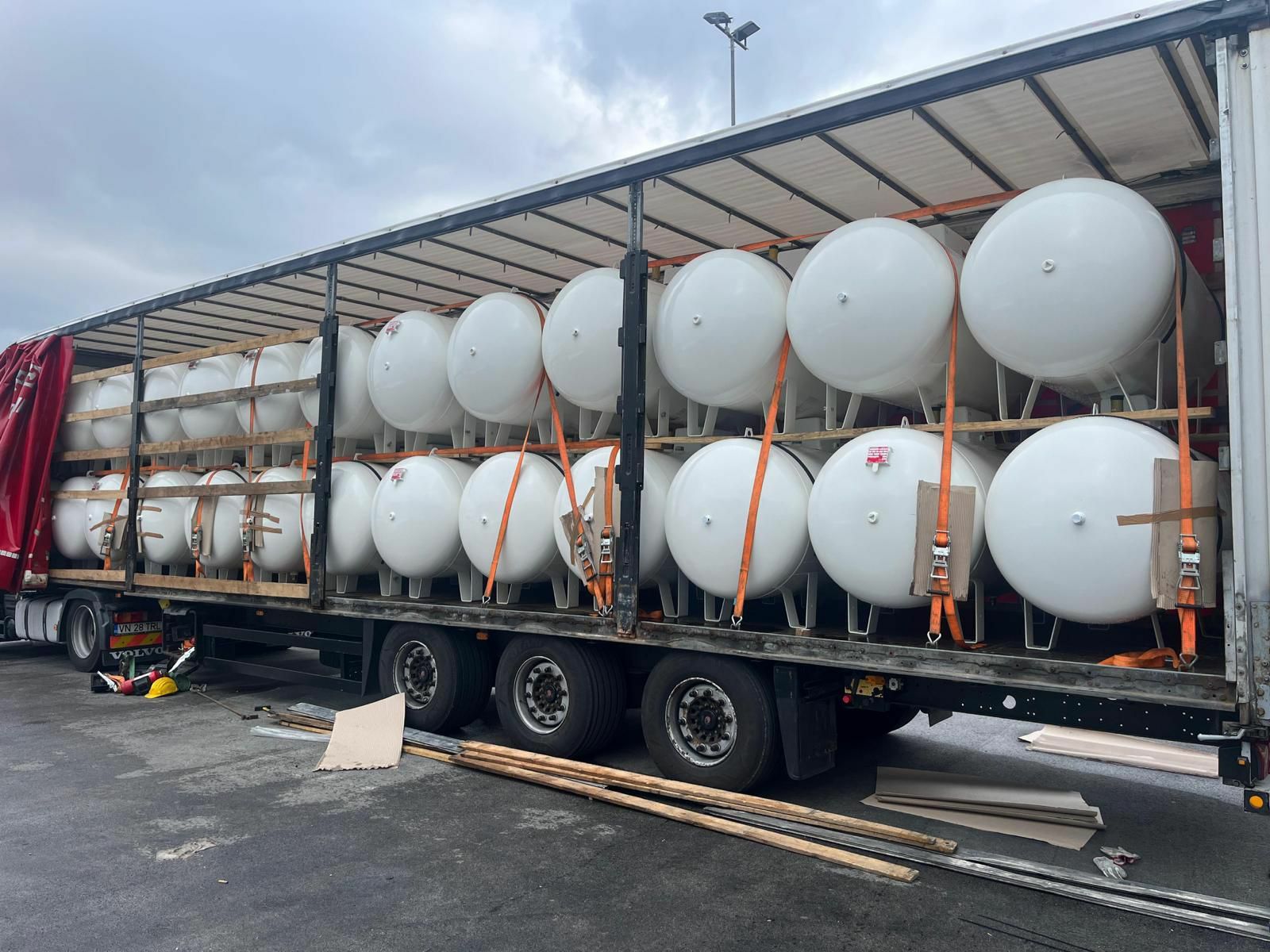 Butelii GPL Rezervoare Propan Bazine Gaz