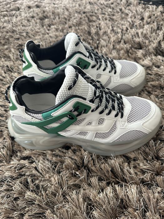 Adidasi Guess Belluno