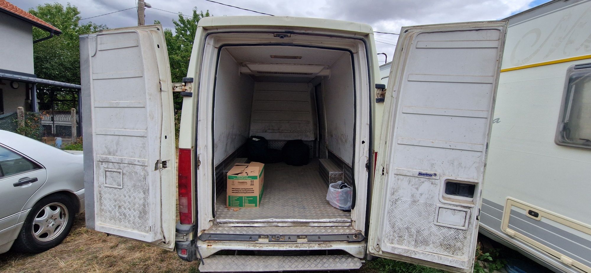 IVECO 35s13 хладилен