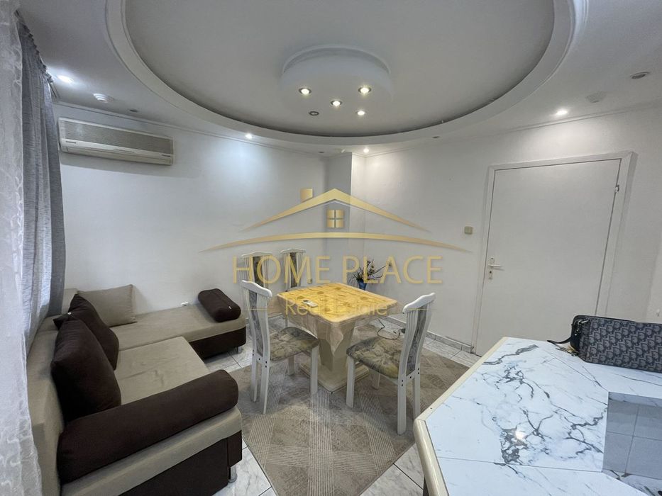 Дава се под наем Тристаен апартамент в Варна, Колхозен пазар - 65 кв.м за 459 € - Снимка #1