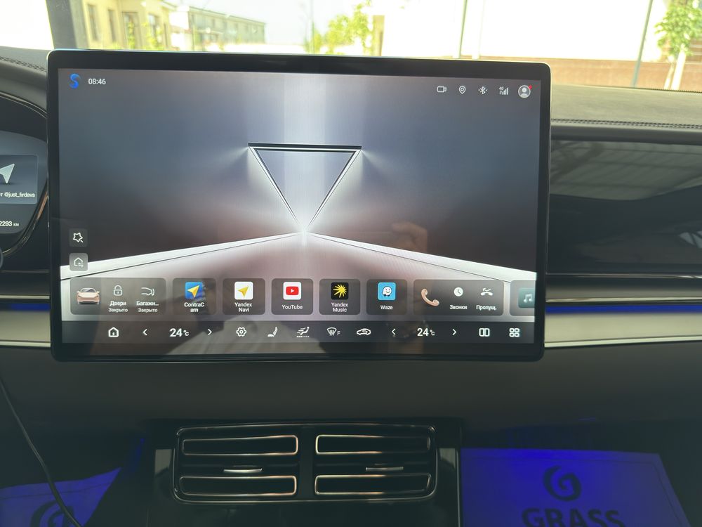 BYD HAN Smart 701