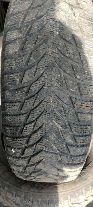 Зимни гуми за джип 235/65/17