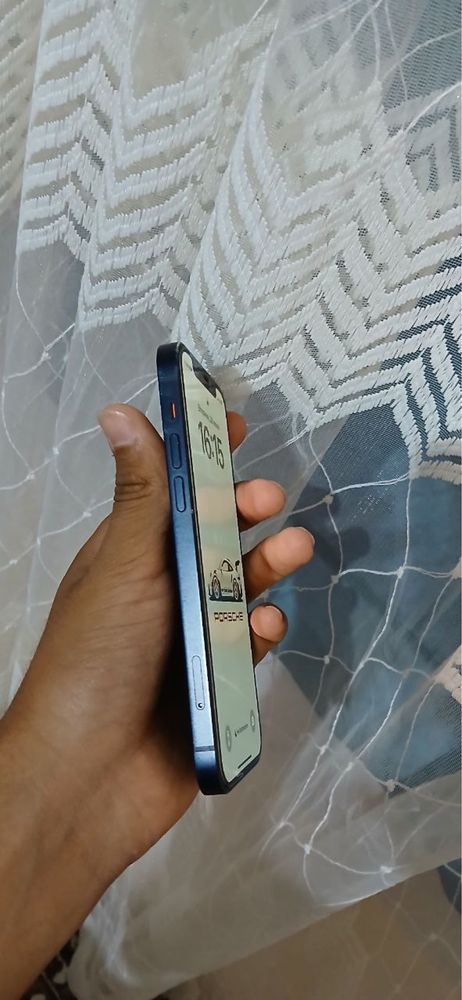 Iphone 12 ishlashi zor yozsela kelishamiz
