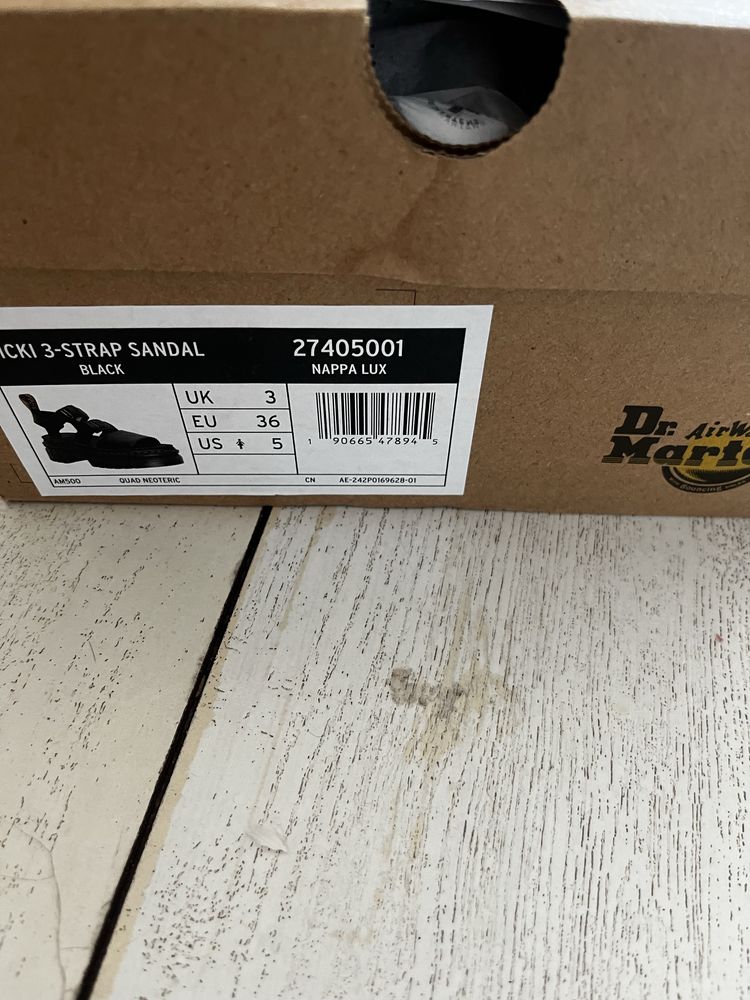 Dr Martens Ricki кожени сандали