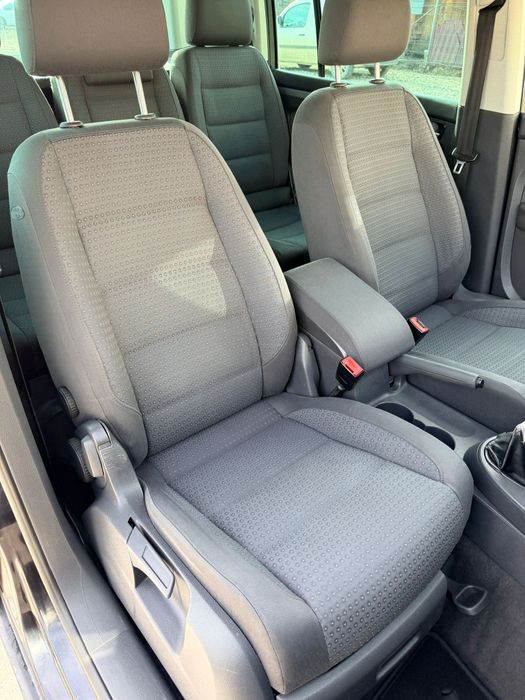 VW Touran, 1.9 TDI, 2006, 267.000 km, RATE CU BULETINUL,  AVANS 0