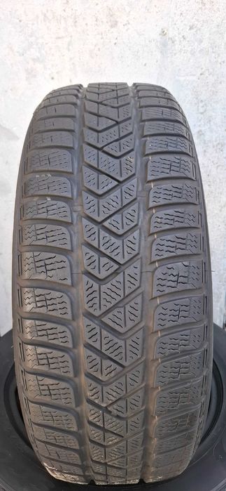 4бр. 225/60/17 Pirelli 5.5 mm грайфер, дот 20г. Безплатен монтаж