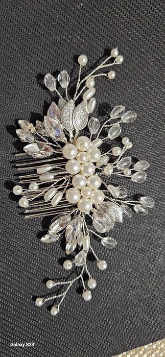Agrafă de par cu perle
