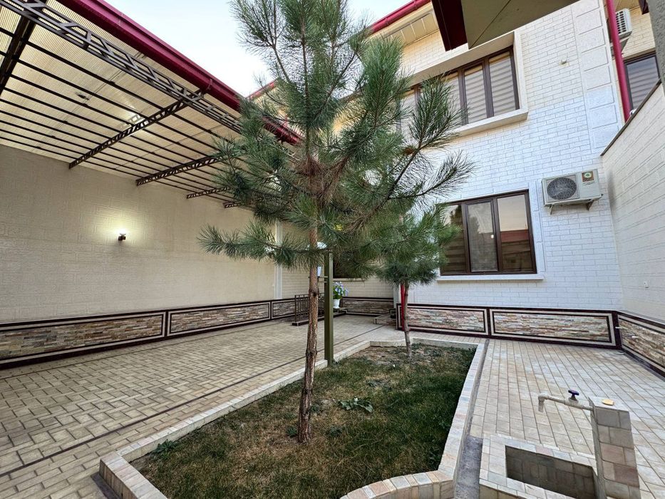 Срочно продаётся 2х-этажный Элитный дом