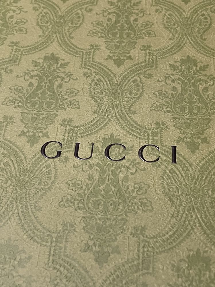 Оригинал платок от Gucci 210.000тг
