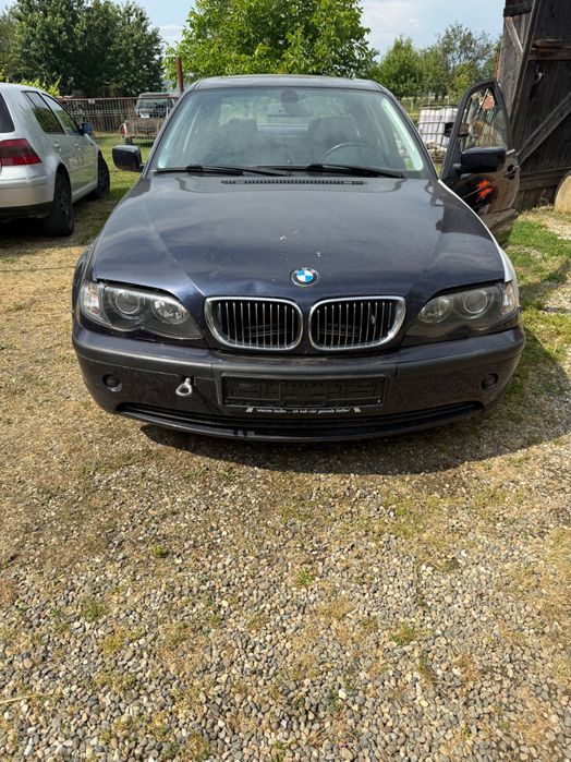 Vând BMW e46 . 2.2 benzină .1200 de euro ! Ultimul preț! Nu e înscris.