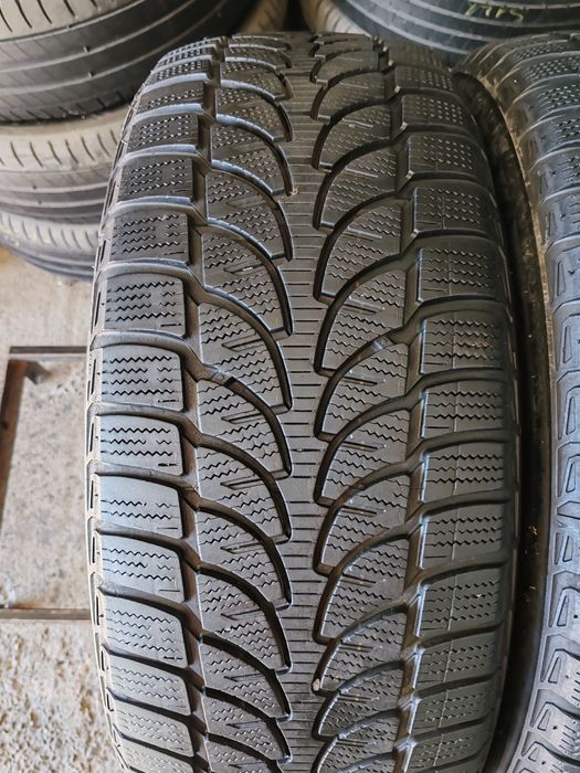 2 cauciucuri 235 55 19