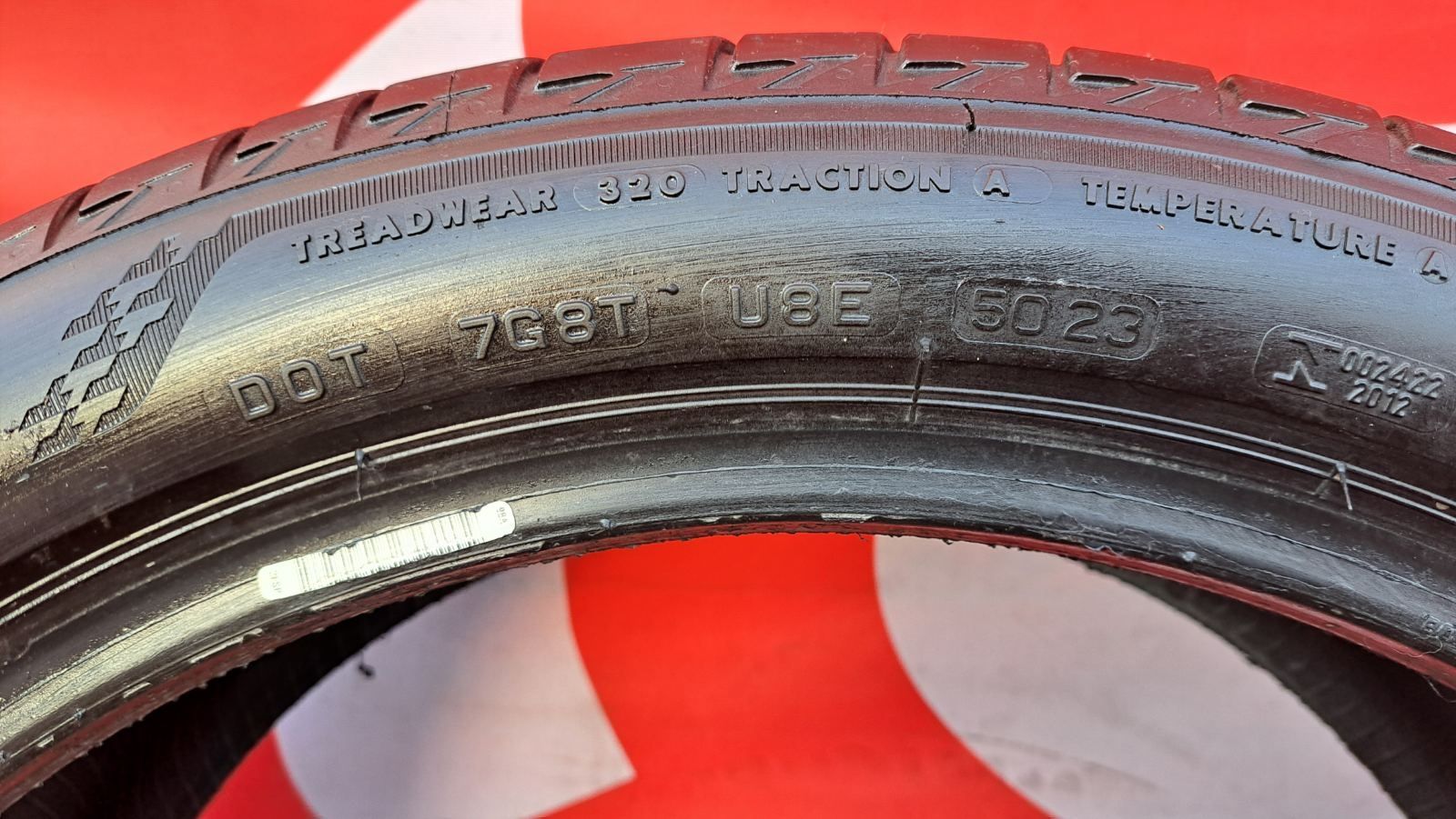 245 40 19 2бр летни гуми Bridgestone T005 RFT