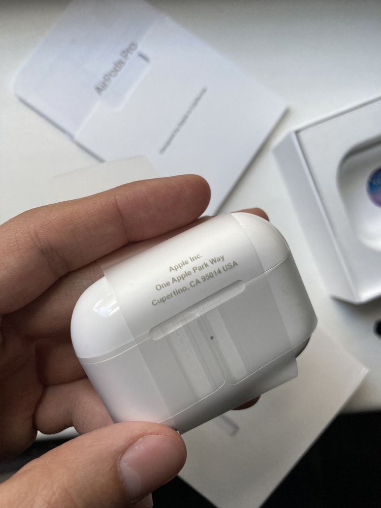 Airpods Pro with magsafe charging case