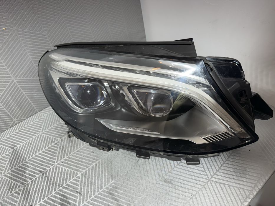 far dreapta ILS A1669062203 Mercedes GLE W166