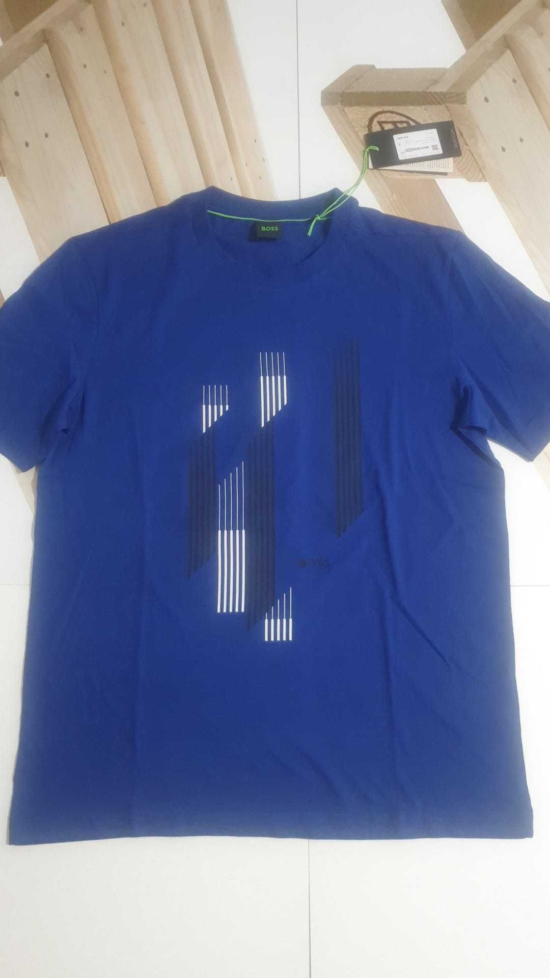 Vand tricou barbati Hugo Boss masura S si M original nou cu eticheta.