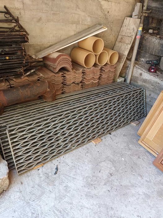 Gratare din fier galvanizate