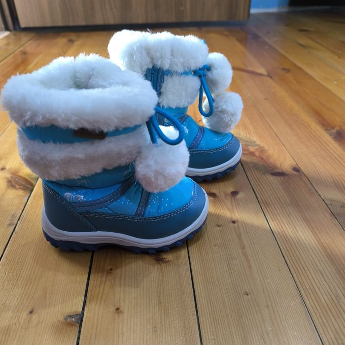 зинни ботушки за момиче