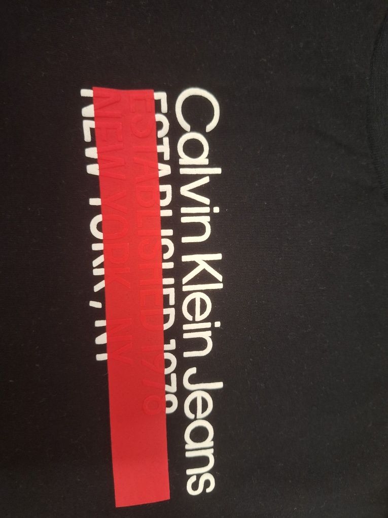 Оригинална тениска на Calvin Klein