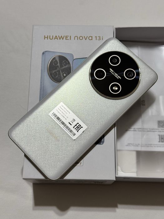 Huawei Nova 13i 256 gb Ram 8 польный комплект