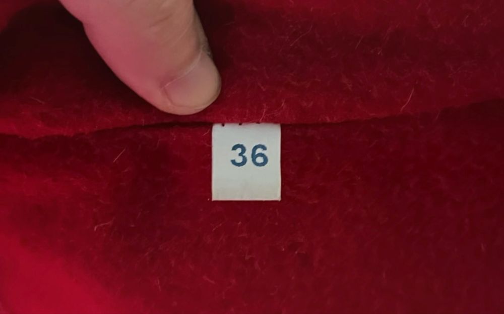 Palton rosu femei marimea 36