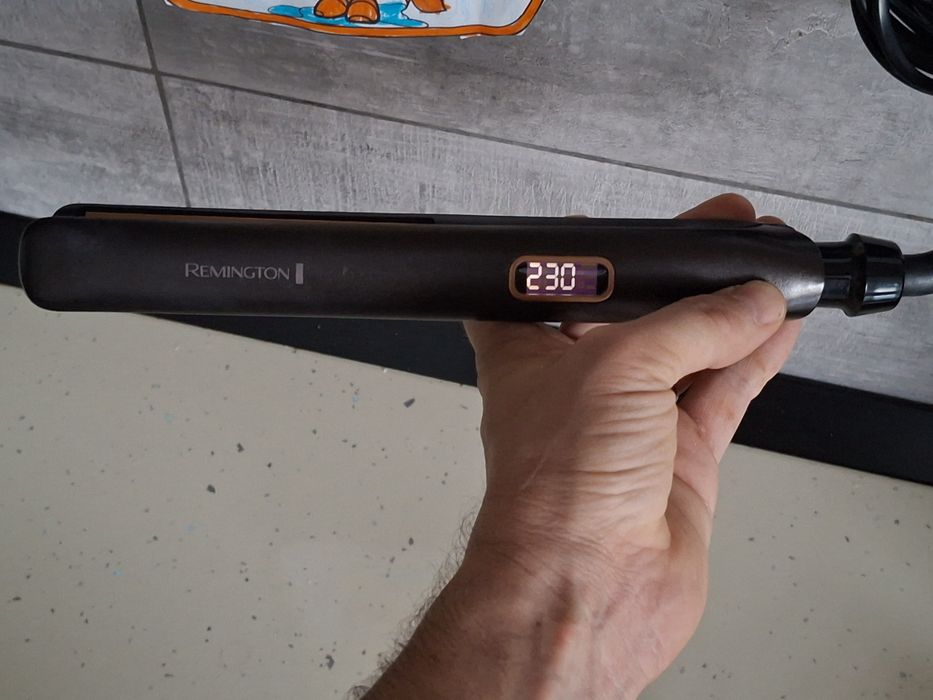 Placă îndreptat părul Reminghton