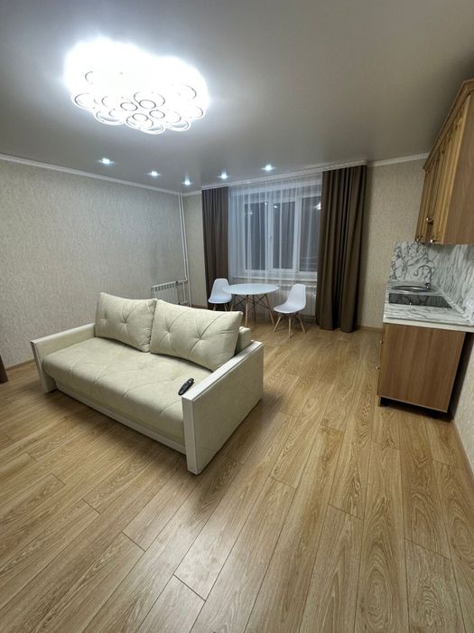 Продам Евро2 ком квартиру. Дом быта северный.