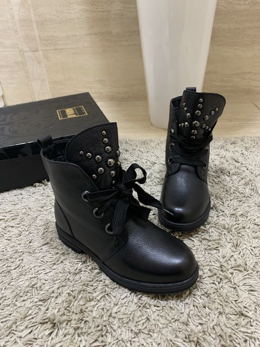 Ботинки зима р 36 Новые