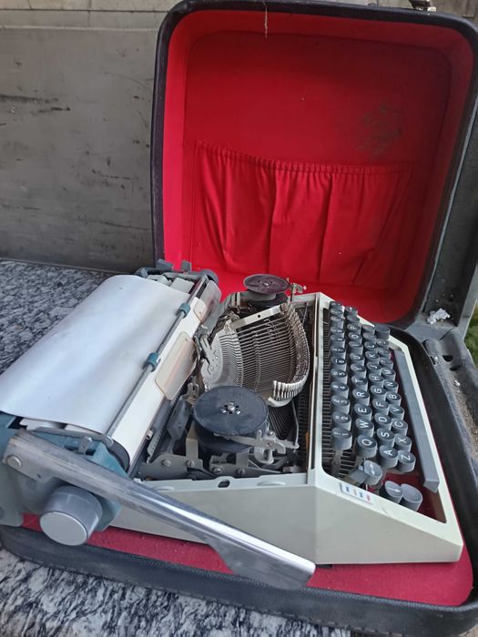 Mașină de scris pentru colecție