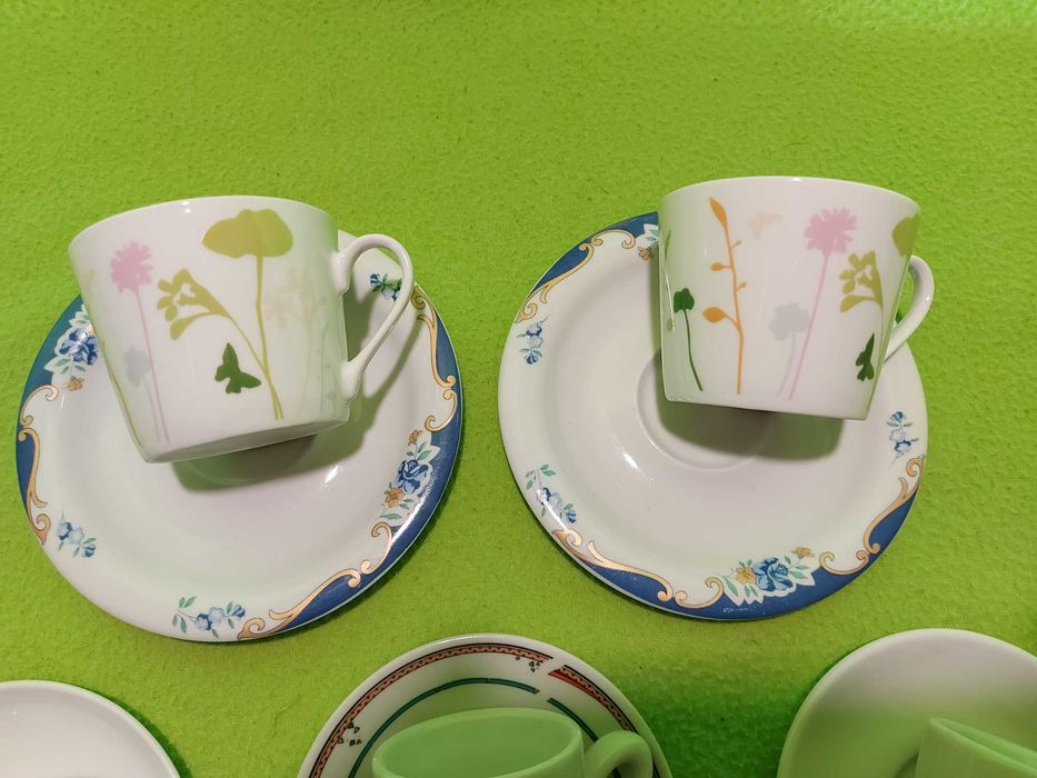 Cescute pentru cafea cu farfurii, buc = 7