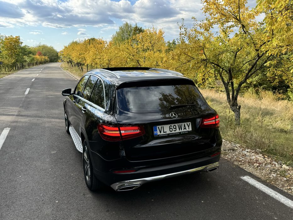 Mercedes-Benz GLC istoric doar reprezentanta, 252.000 km