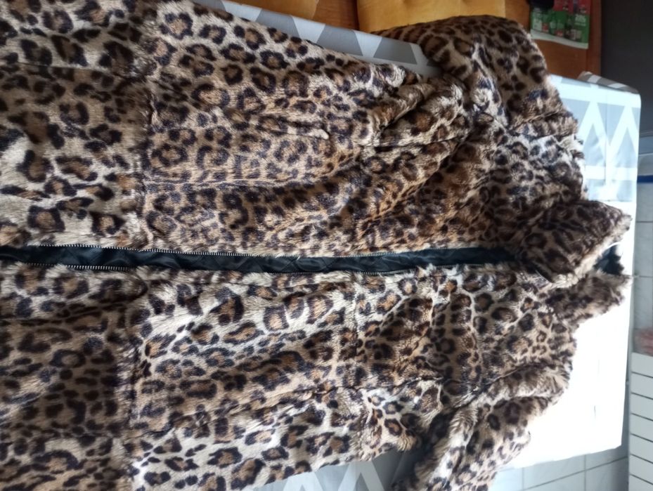Haina animal print măsura M
