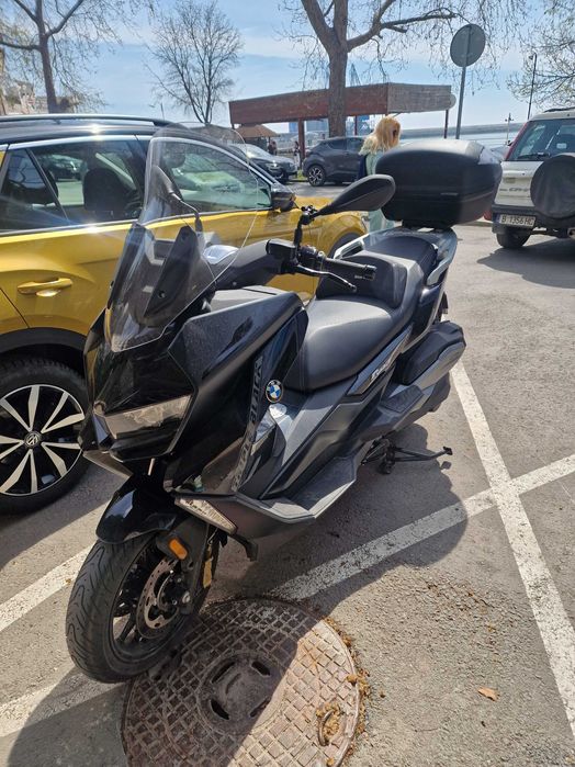 BMW GT400 triple black