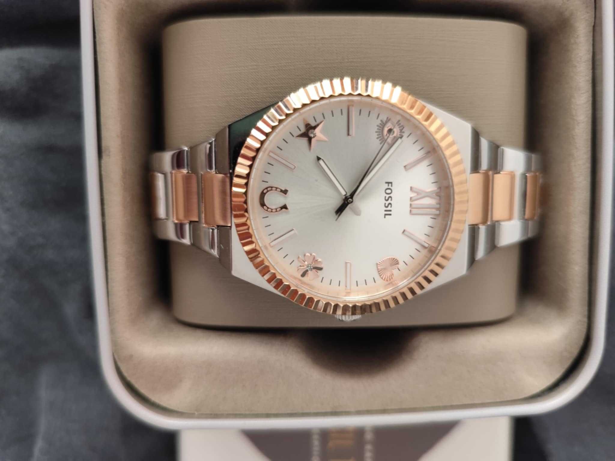 Дамски часовник Fossil – оригинален, нов, в кутия
