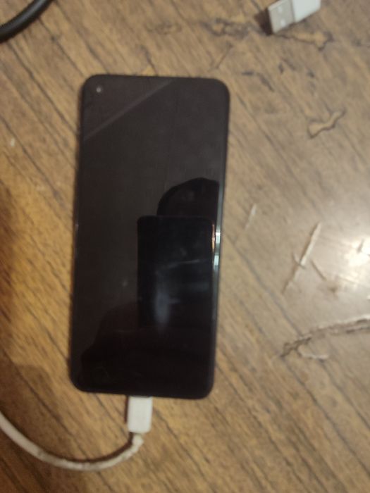 Продам телефоны или обмен изних на альфу с моей доплатой