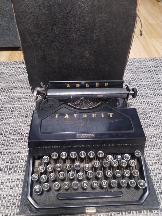 Decorațiuni Mașina de scris Germană ww-ll