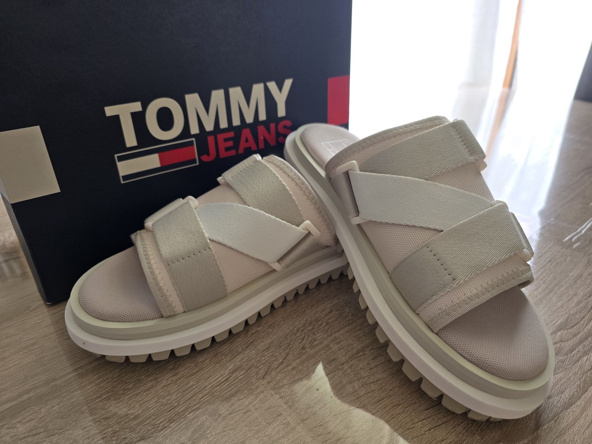 Чехли Tommy Jeans 40 номер