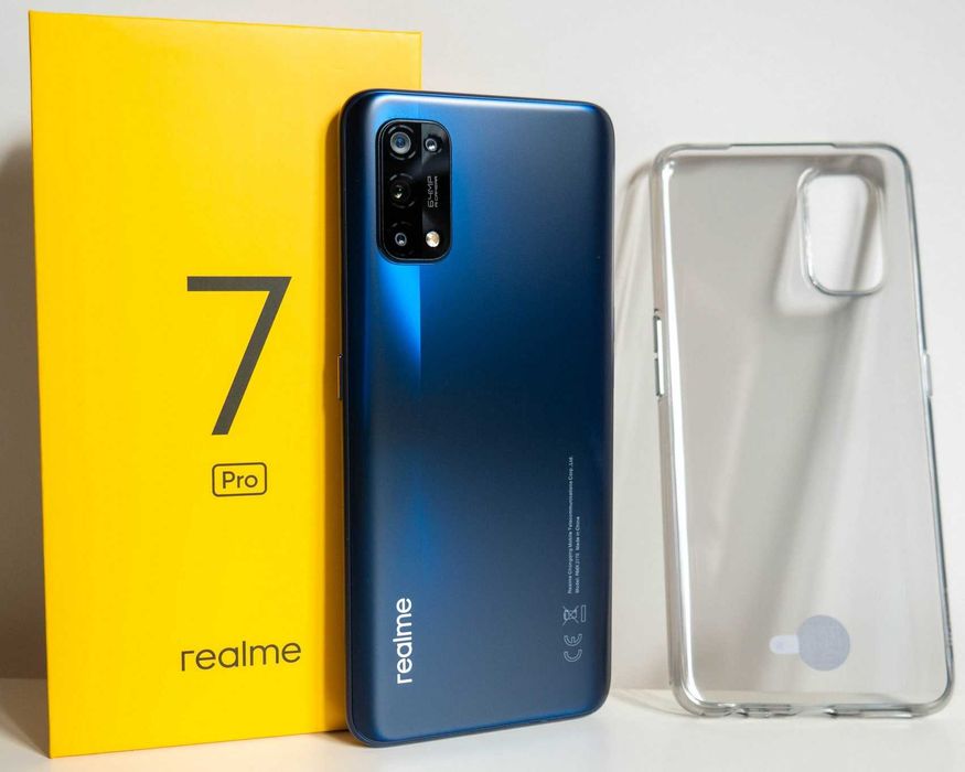 Мобилен телефон Realme 7 Pro като НОВ
