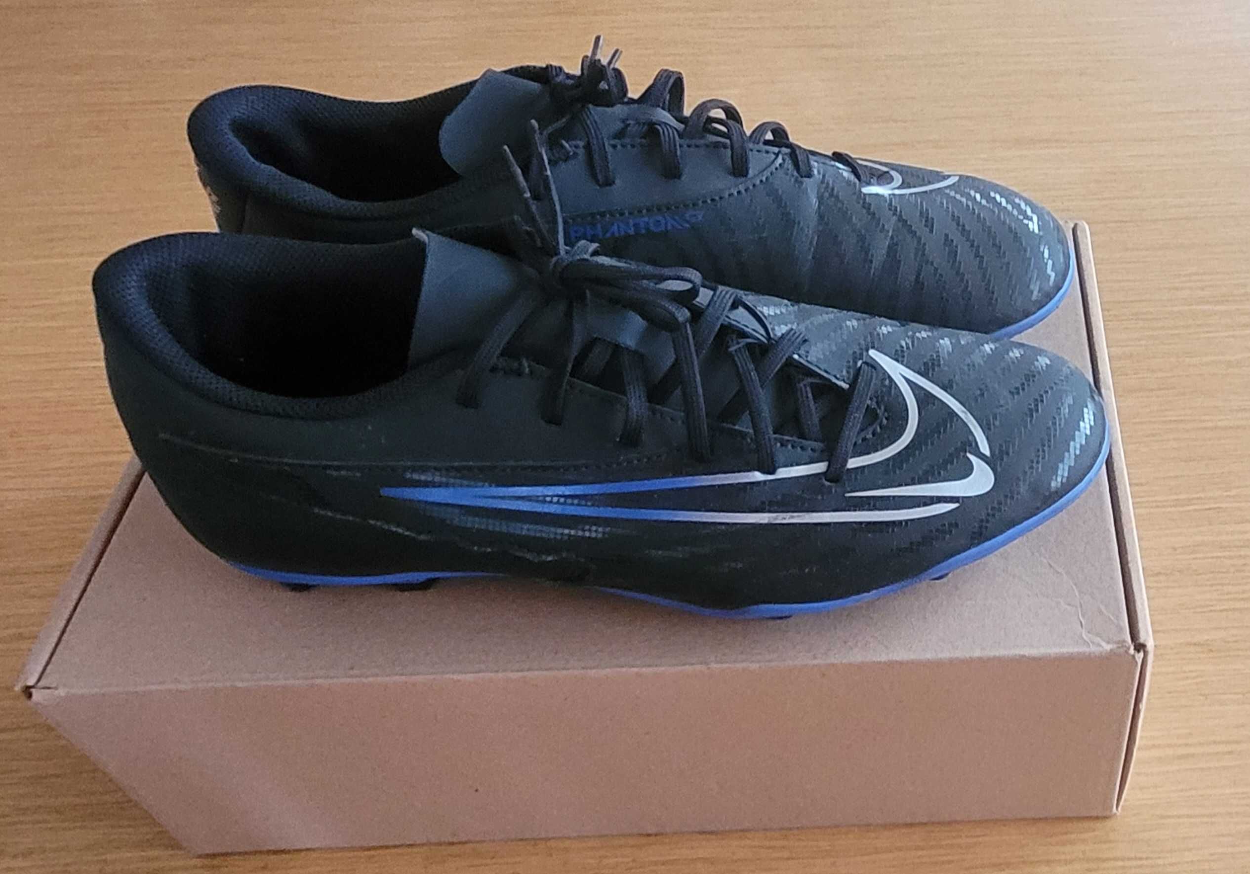 Футболни обувки бутонки Nike Phantom Gx Club Fg/M - размер 44 (UK 9)