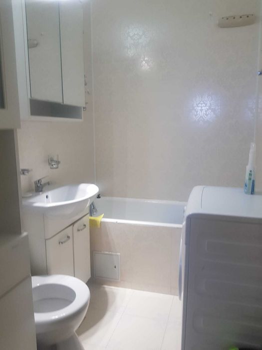 Inchiriere ap 2 camere 1 decembrie