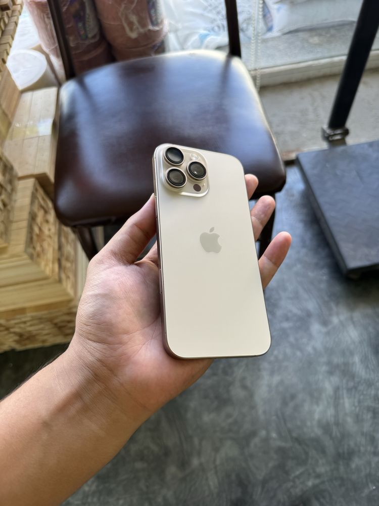 Iphone 16 pro max 5 sikl srochna