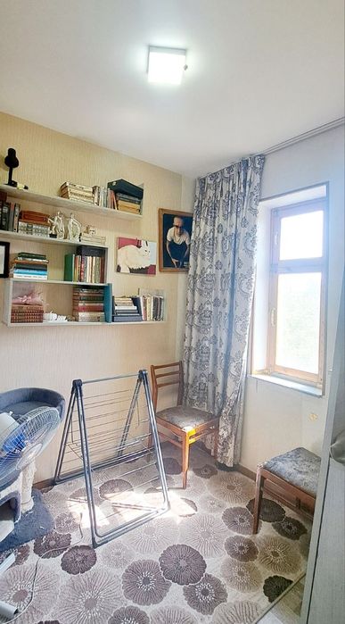 Чирчик 1в2-комнатная 47м.кв Кирпичный дом Нижний Комсомольский