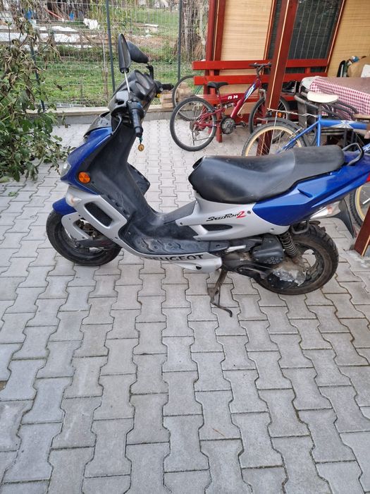 Vând Peugeot cu acte