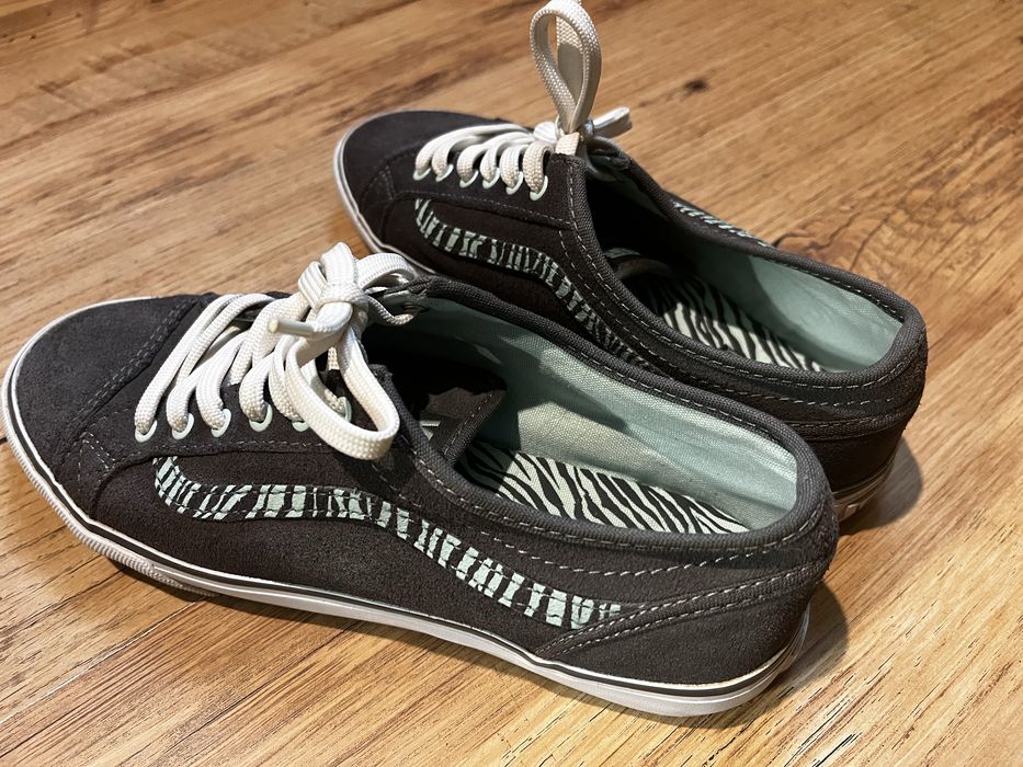 Дамски обувки естествна кожа на ток и Vans 37 в сиво и ментово