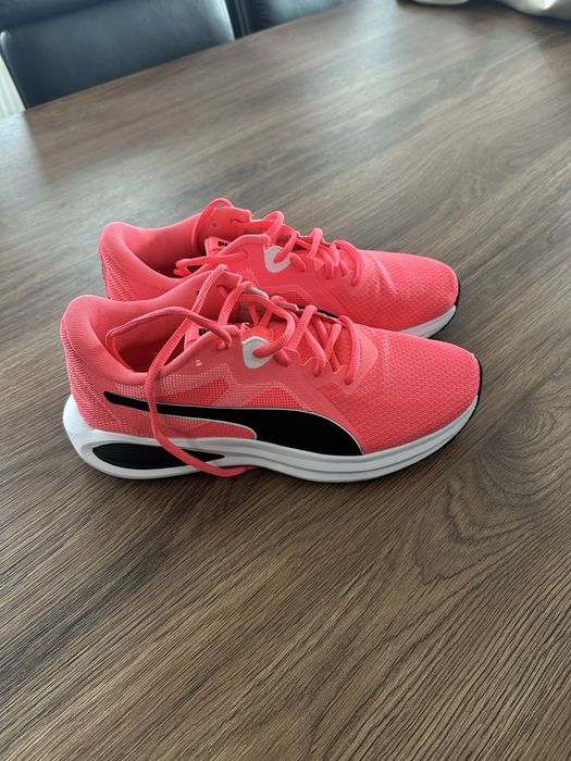 Обувки Puma розови