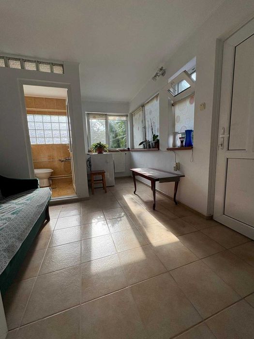 Casa in Ovidiu, 92 mp, teren 319 mp, constructie 2003