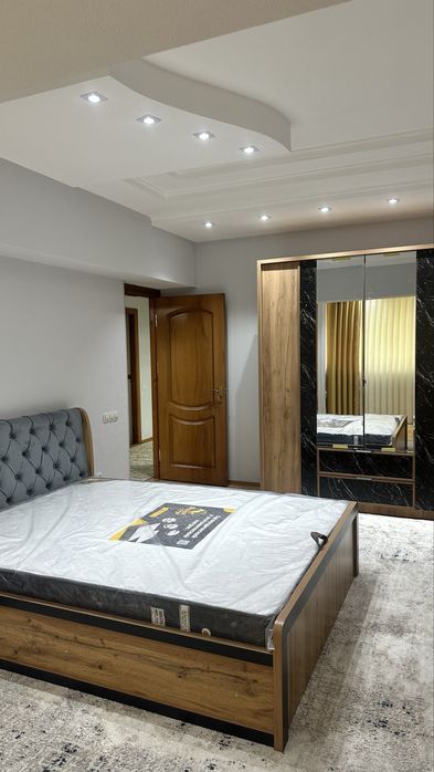 Сдается СВОЯ КВАРТИРА В ЦЕНТРЕ, ЦУМ! Метро Космонавтов!