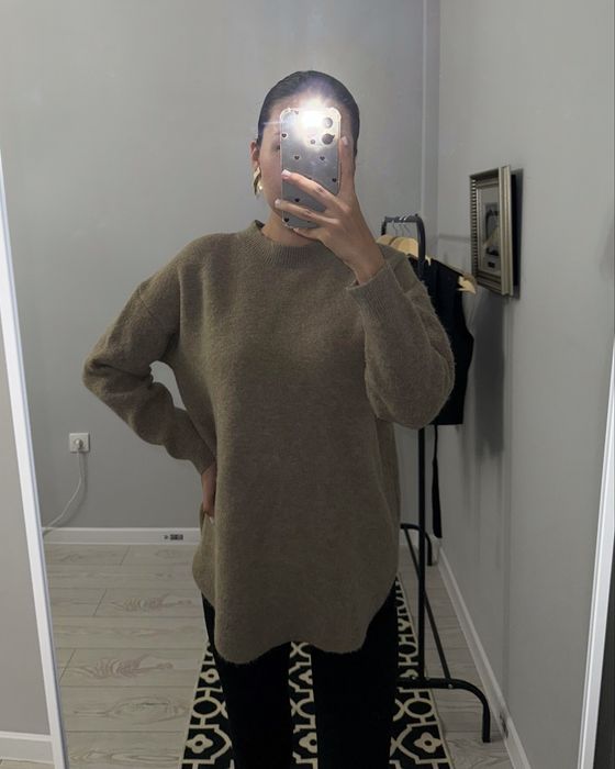 Продается свитер